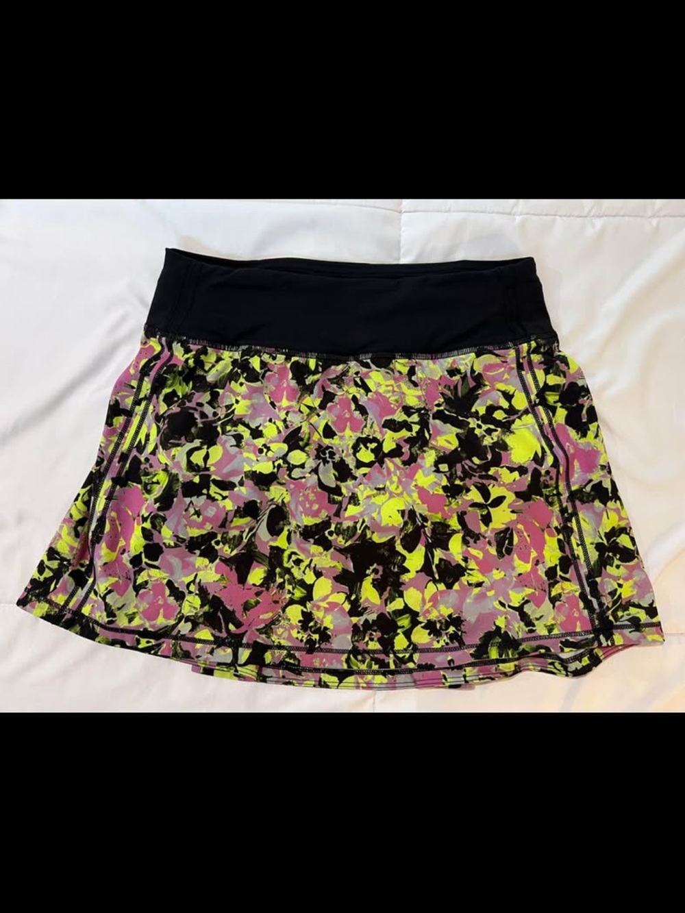 Lululemon pace rival mid rise skirt